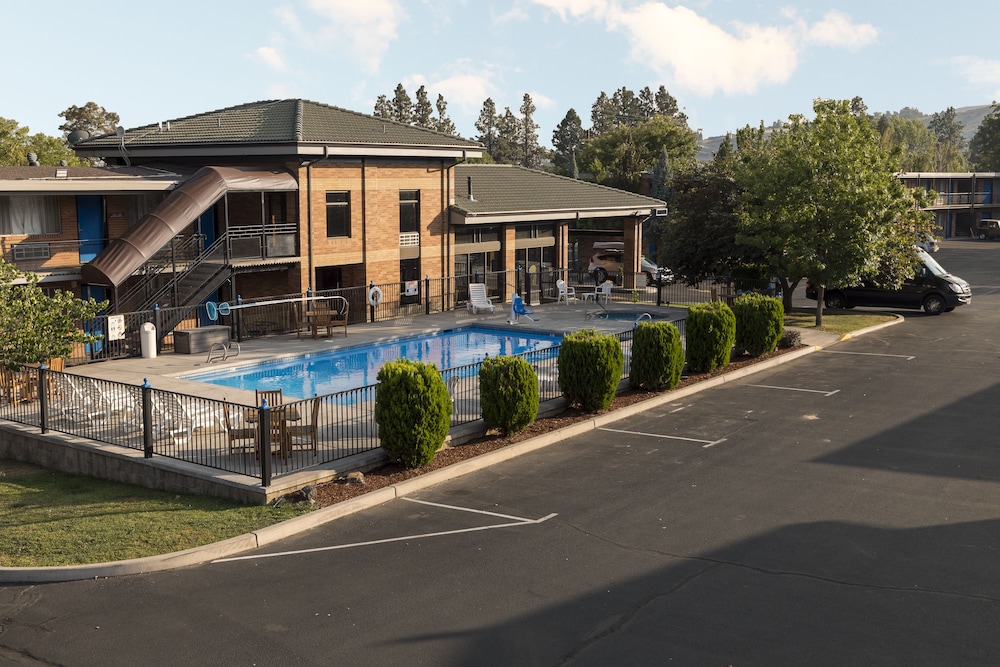 Cerulean Hotel a Running y Property 3/47