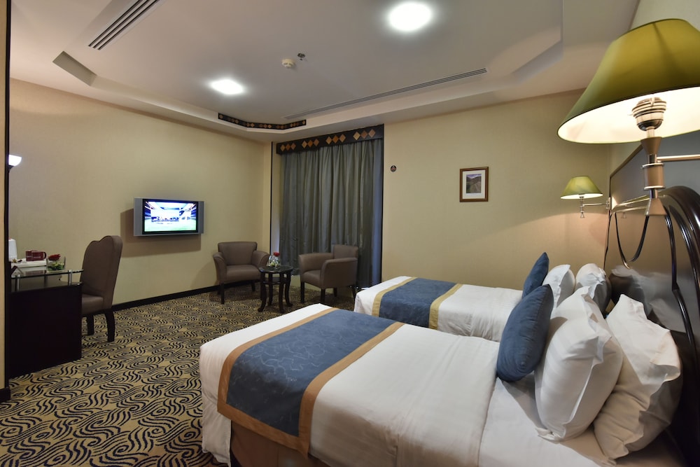Awaliv International Hotel 23/68