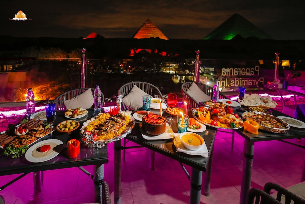 Panorama Pyramids Inn 40/50