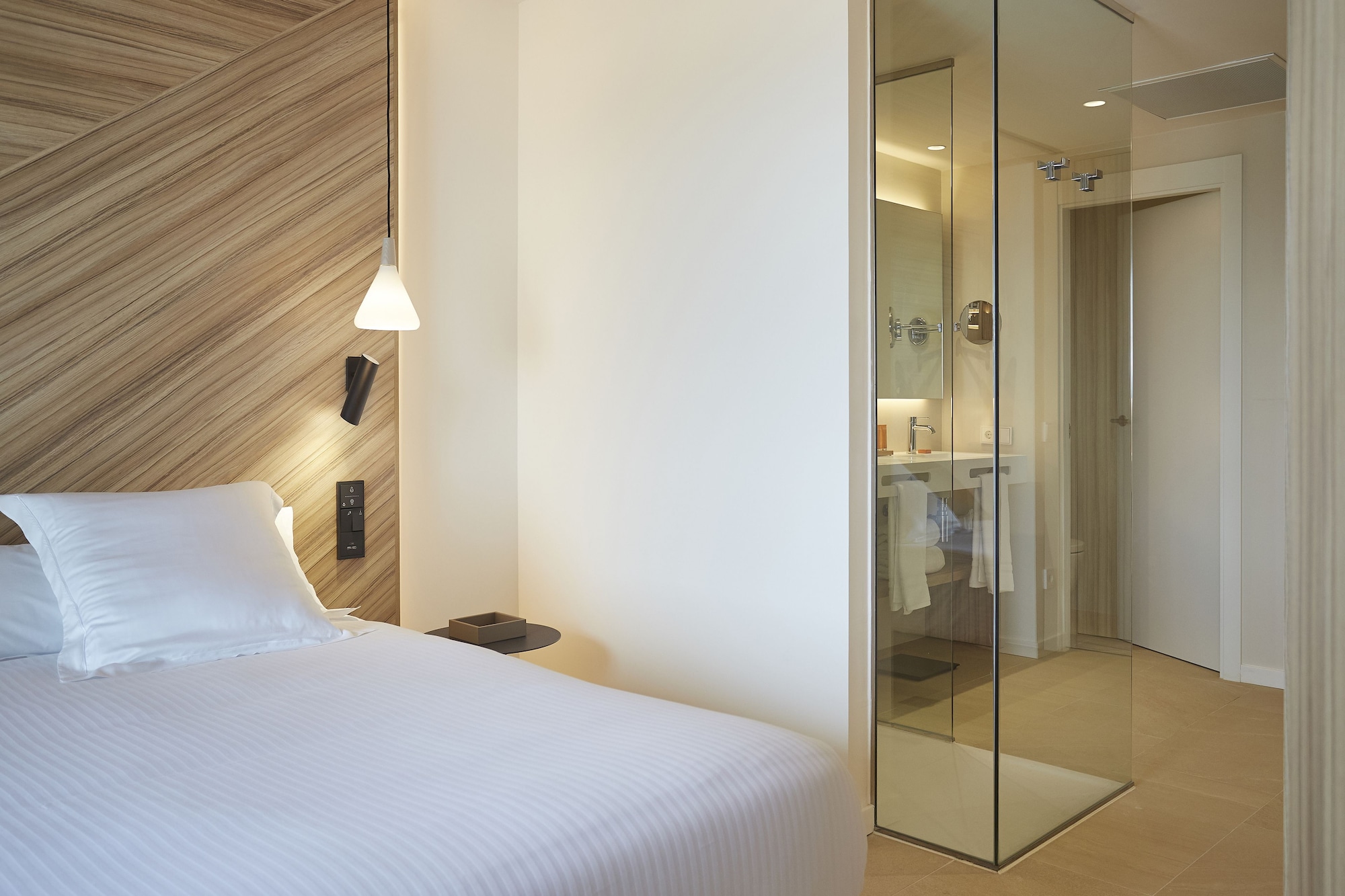 ROOF TOP, SUITE, JETTED TUB, TERRACE