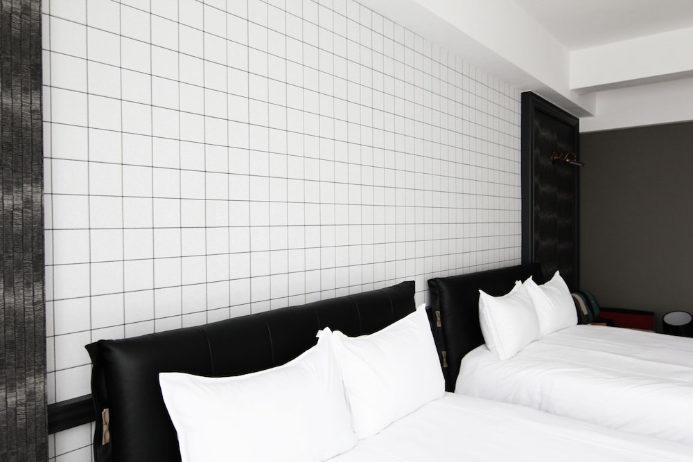 Mieh's Inn 6/31