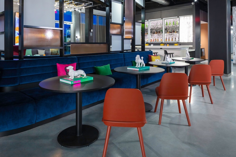Aloft Savannah Airport 19/28