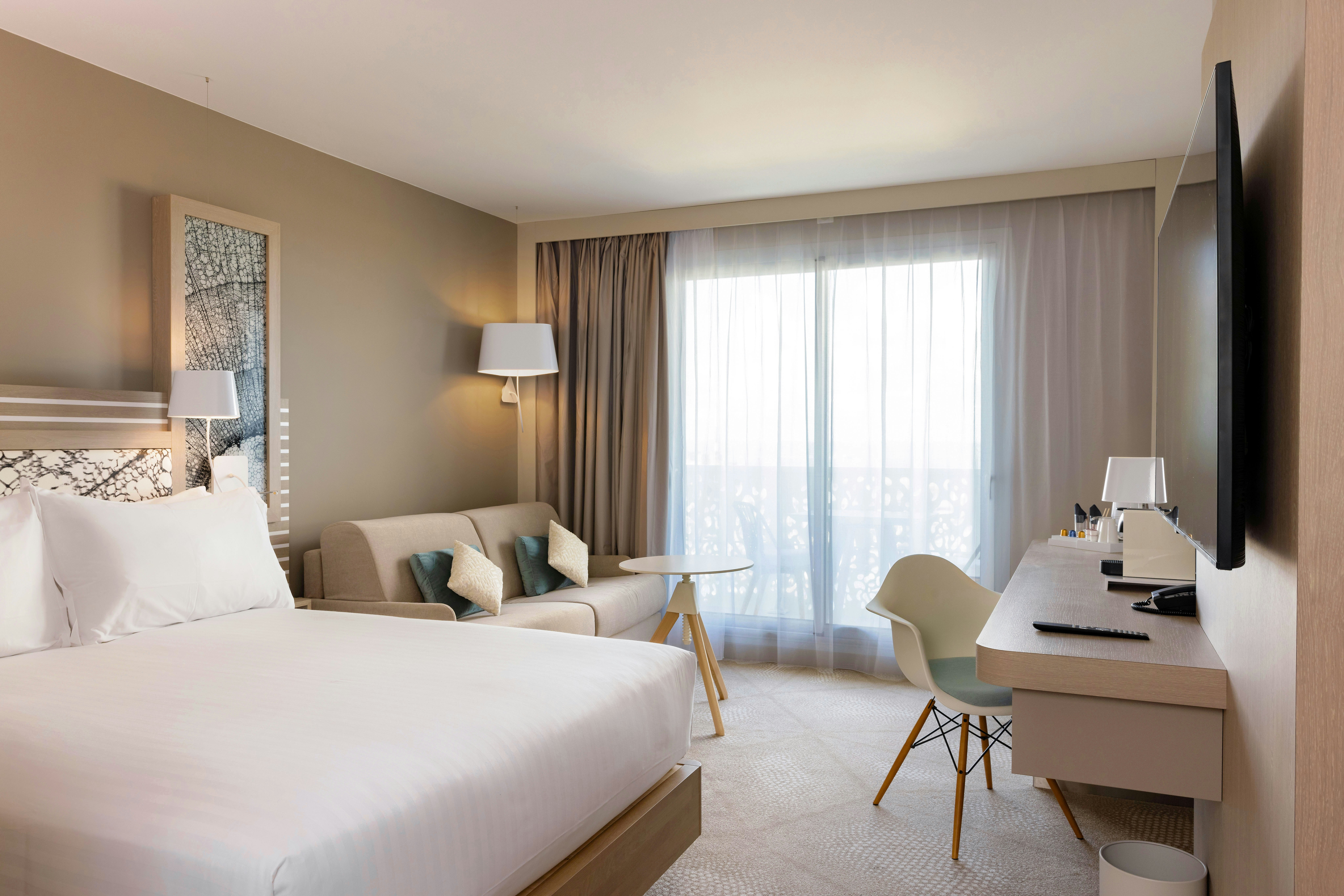 ROOM, TWIN BEDS