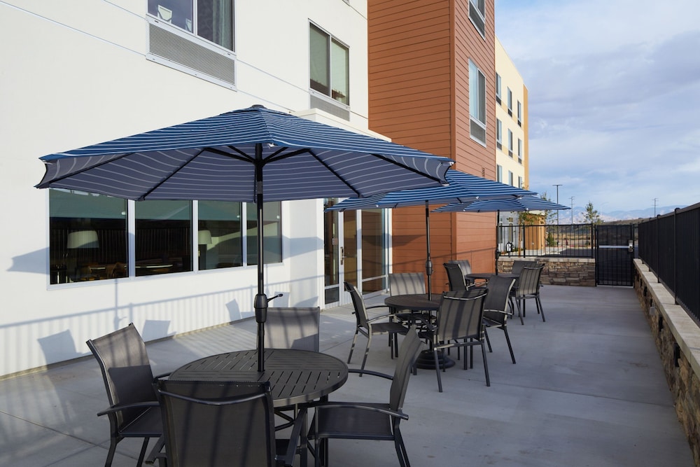 Fairfield Inn & Suites by Marriott Palmdale West 20/28