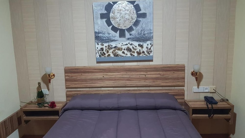 Hotel Castilla 4/27