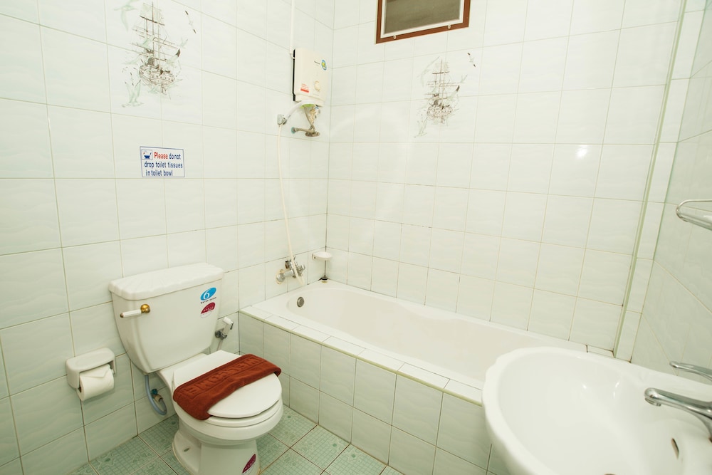 Noble Night Guesthouse Kanchanaburi 54/55