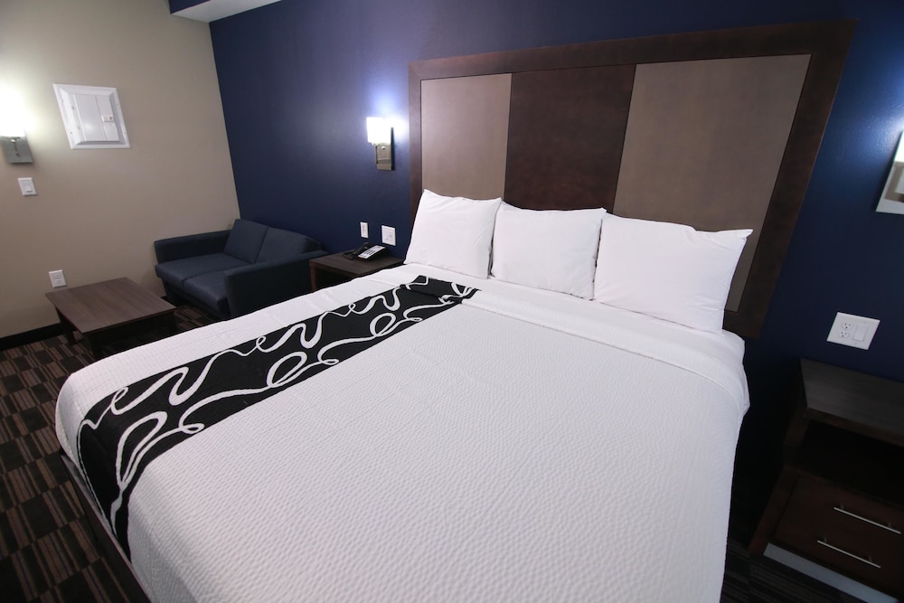 Home Inn And Suites 21/49