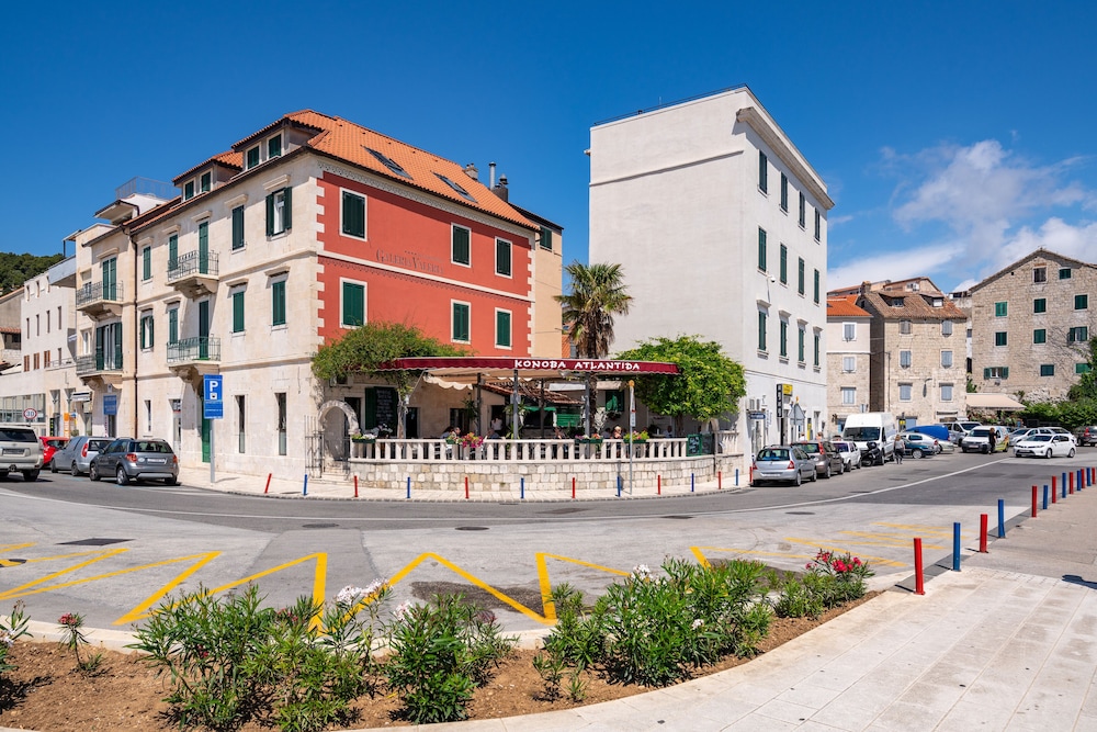 Galeria Valeria Seaside Downtown - MAG Quaint & Elegant Boutique Hotels 68/75