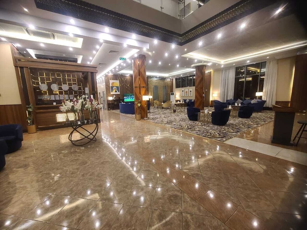 Anova Hotel 7/20
