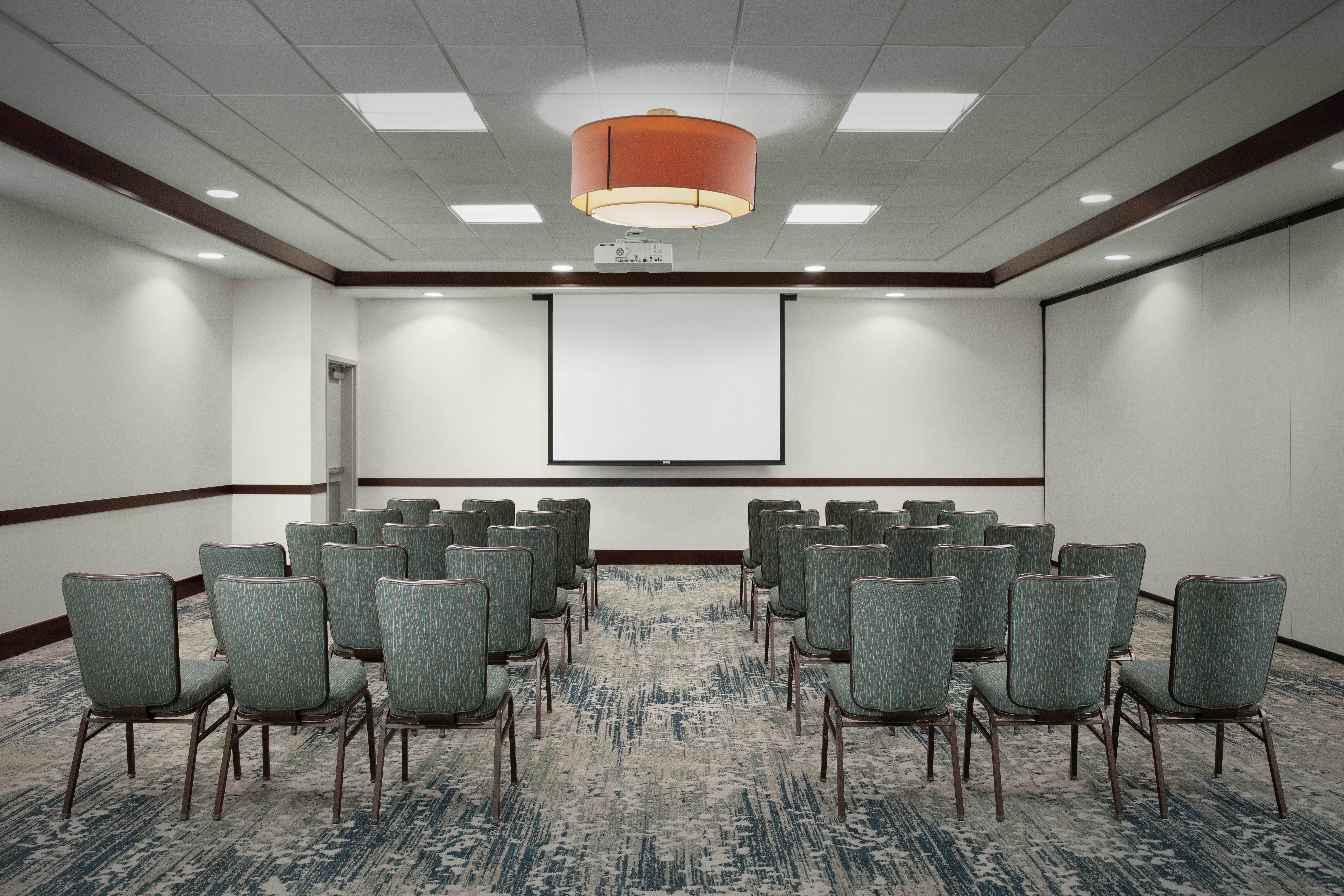 Hilton Garden Inn Fort Worth Medical Center 78/86