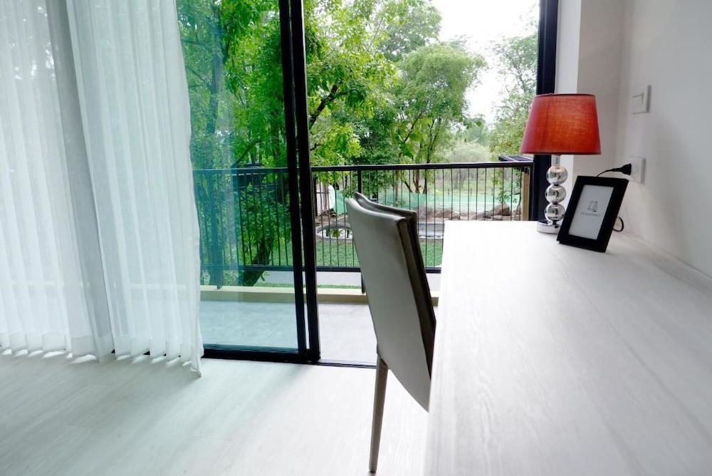 T-REX BURIRAM BOUTIQUE HOTEL 22/37