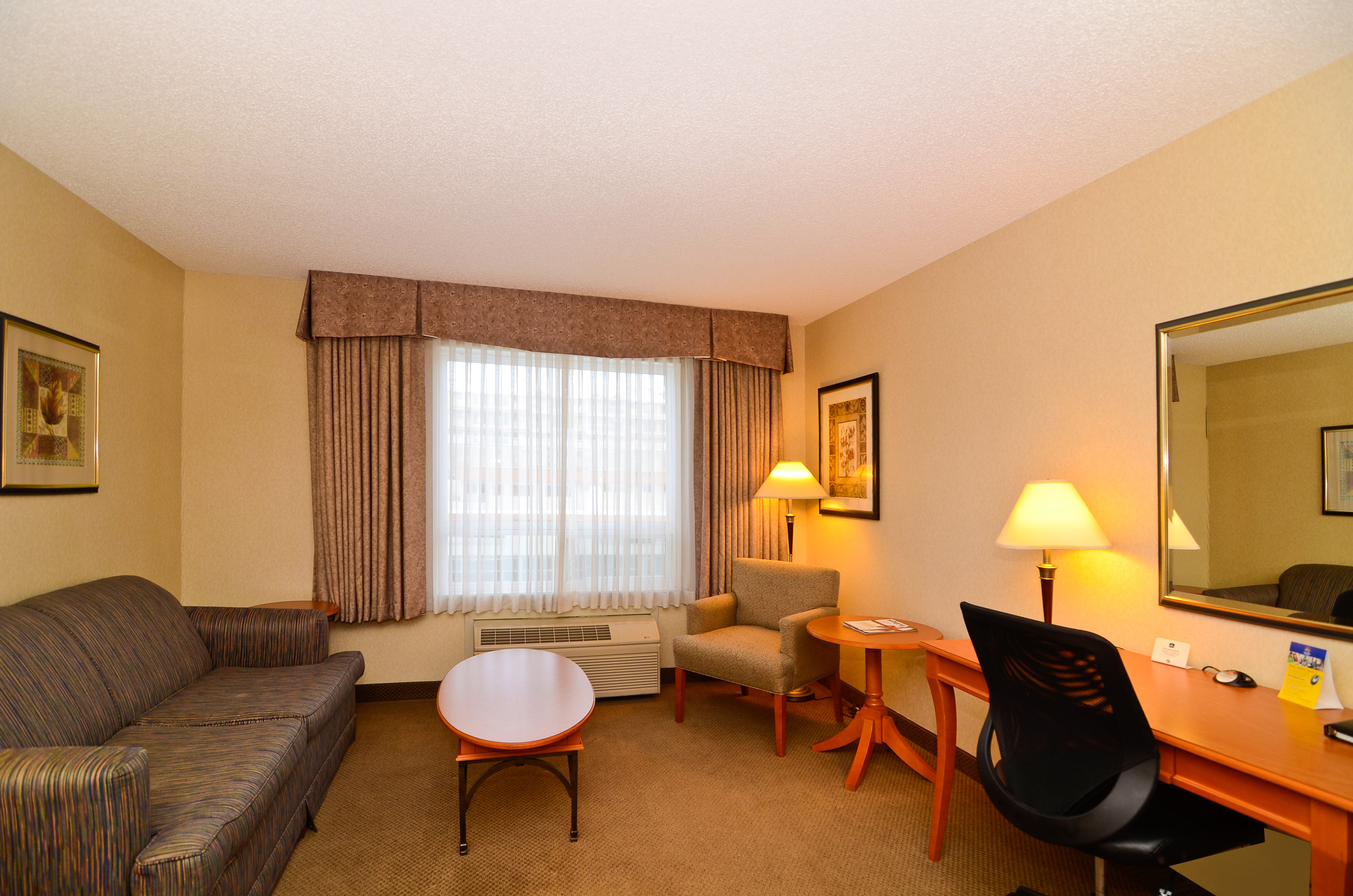 Best Western Plus Calgary Centre Inn 31/50