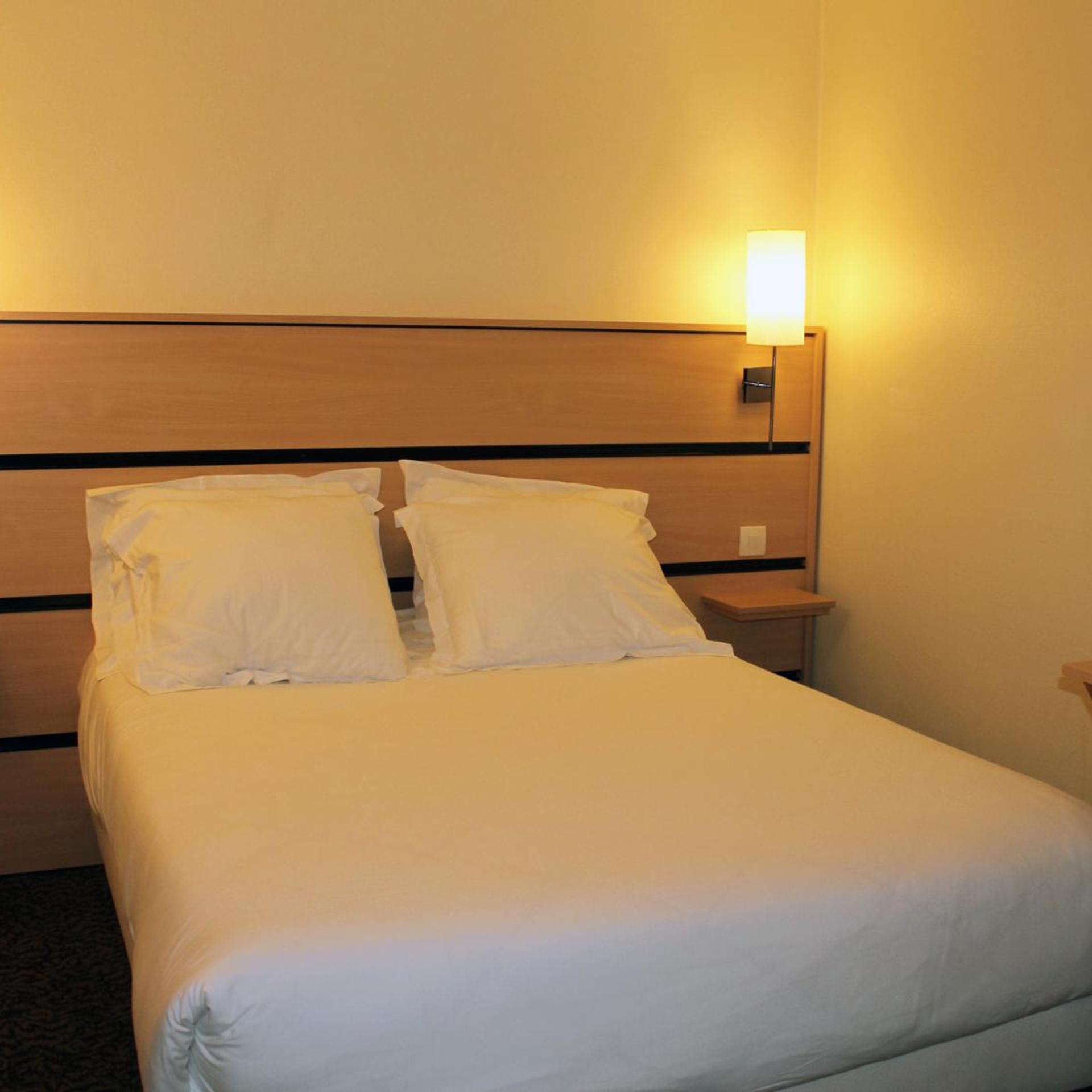 NEW HOTEL SAINT LAZARE 19/45