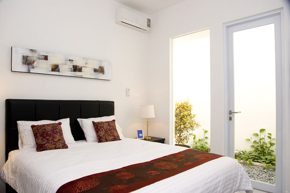 V Residence Kemang 13/34