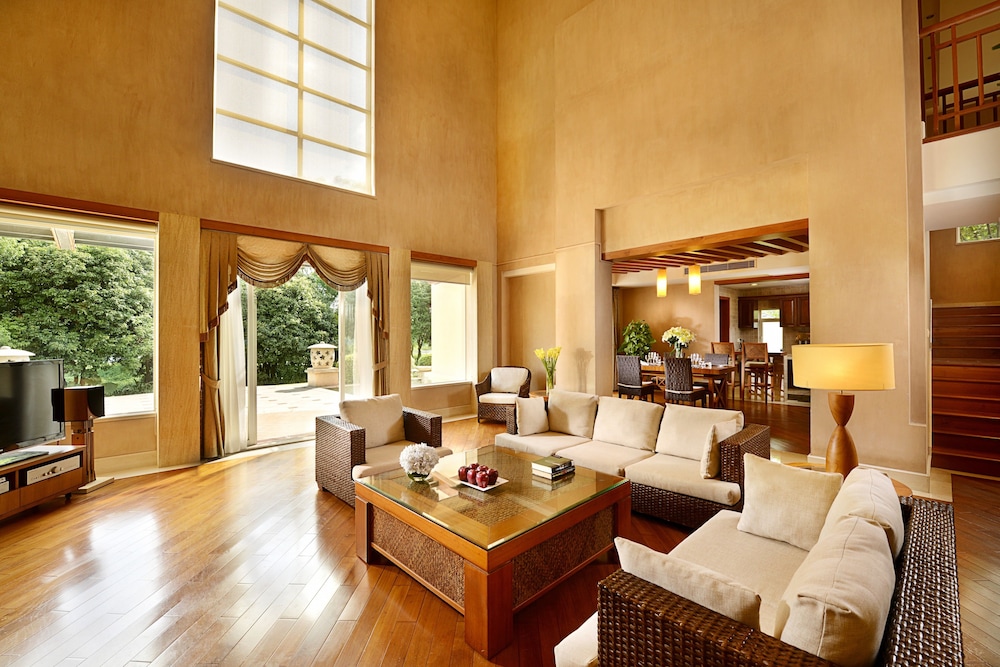 Hillview Golf Resort Dongguan 26/56