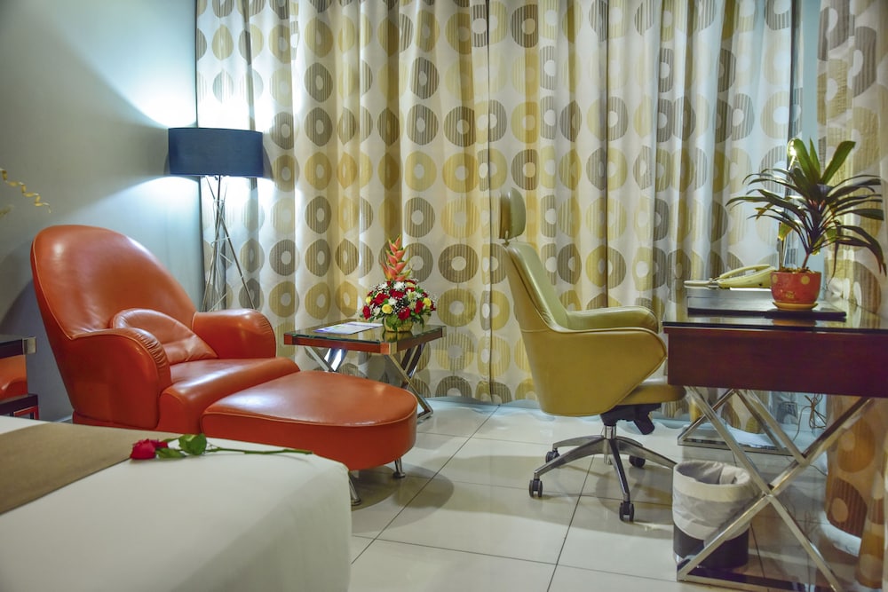 Harbour View Suites 39/60