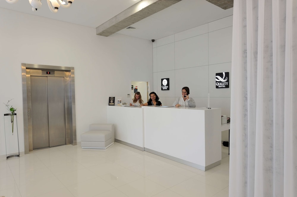 Kyriad Prestige Perpignan Centre del Mon 4/37