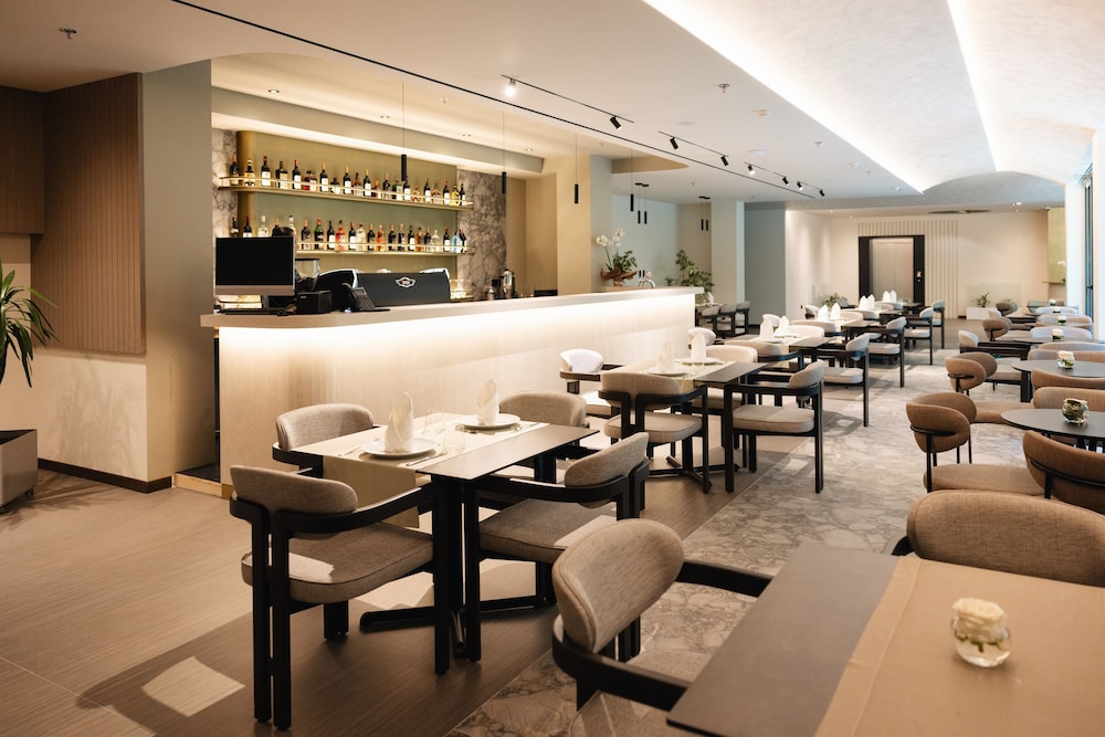 Grand Duka Hotel & Spa 62/73