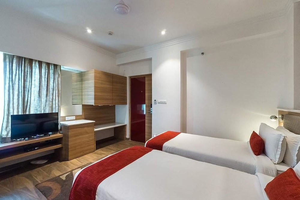Jk Rooms 118 Urban Hermitage 15/50