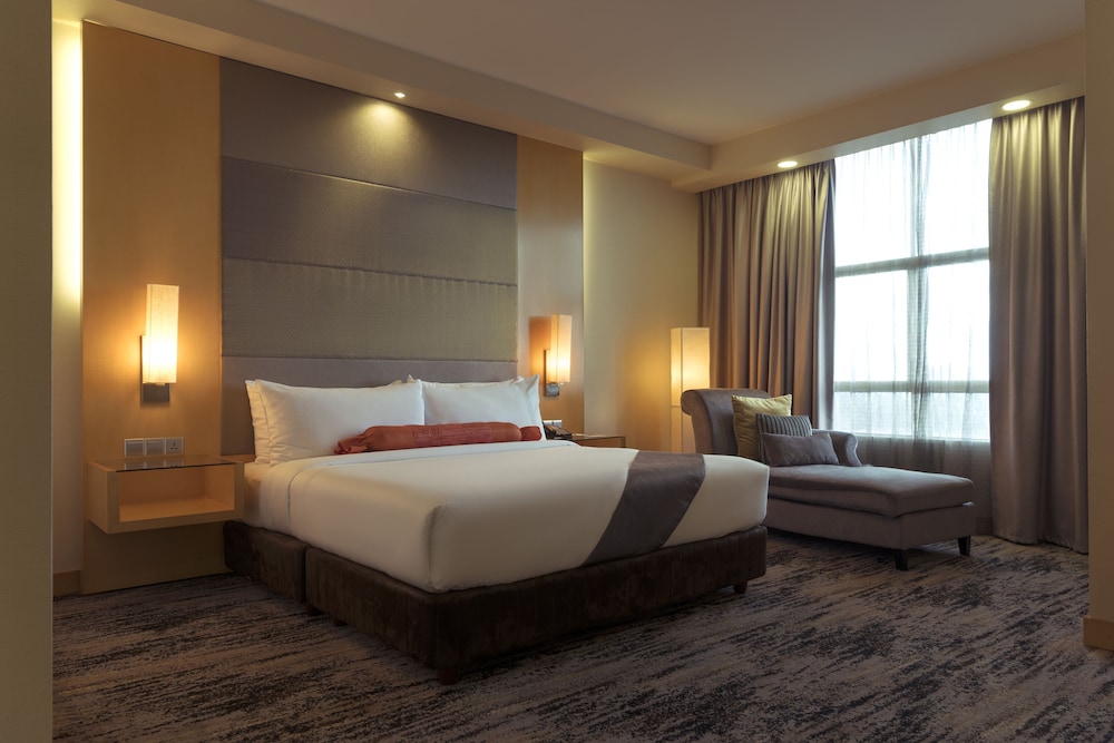 The Waterfront Hotel 17/65