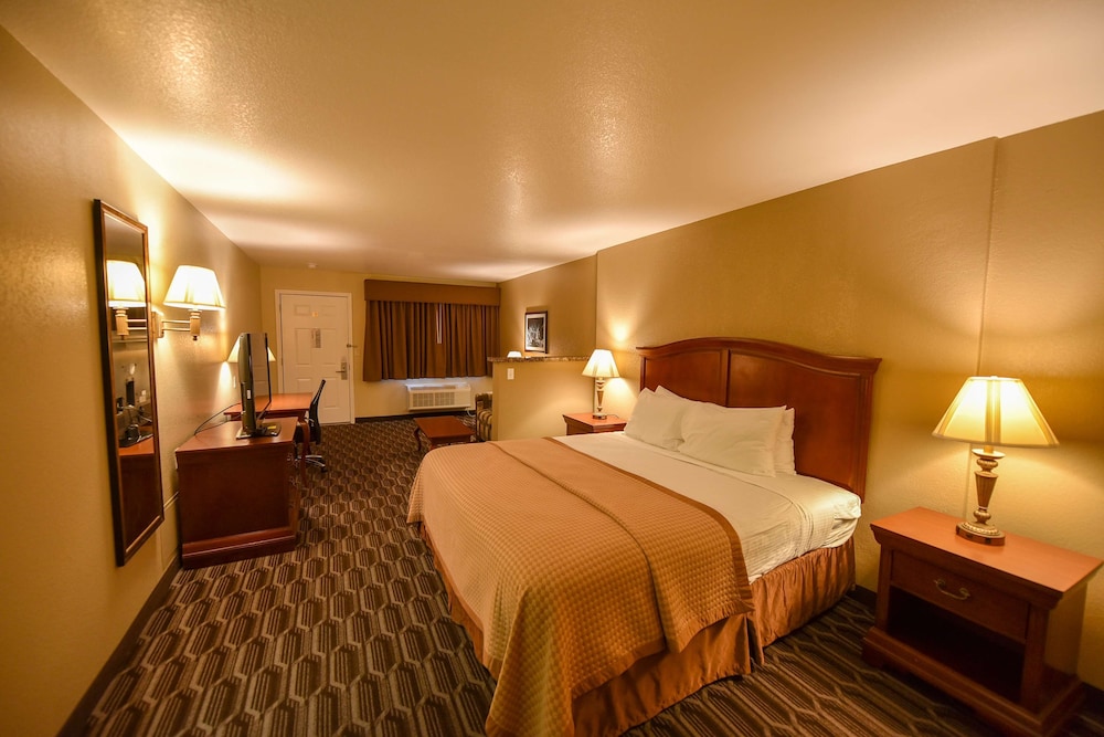 Best Western Inn Of Chandler 15/37