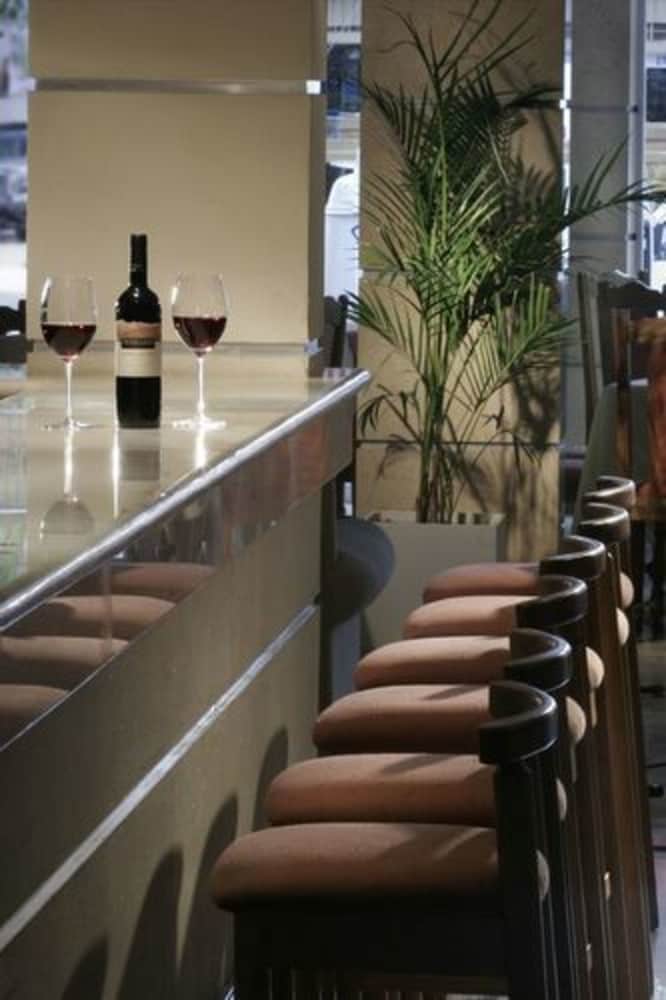 Condor Suites Apart Hotel 9/50