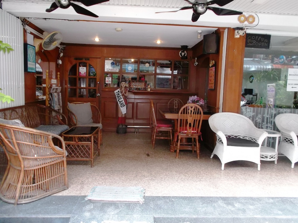 Chaiyapoon Inn 59/67
