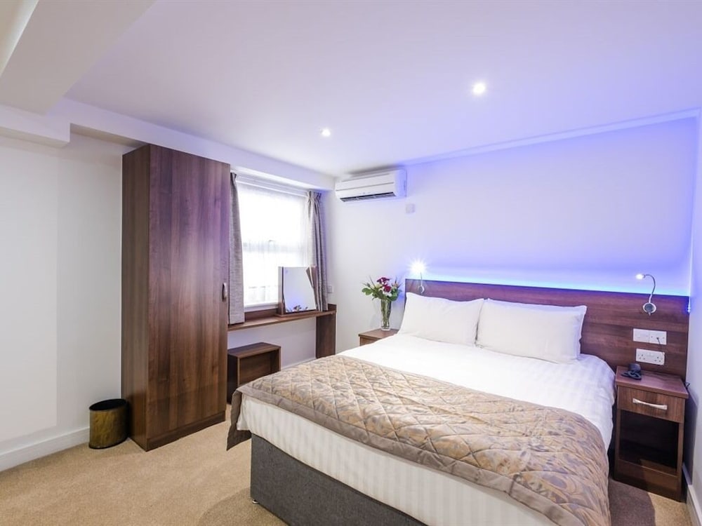 Signature Hotel London 23/50