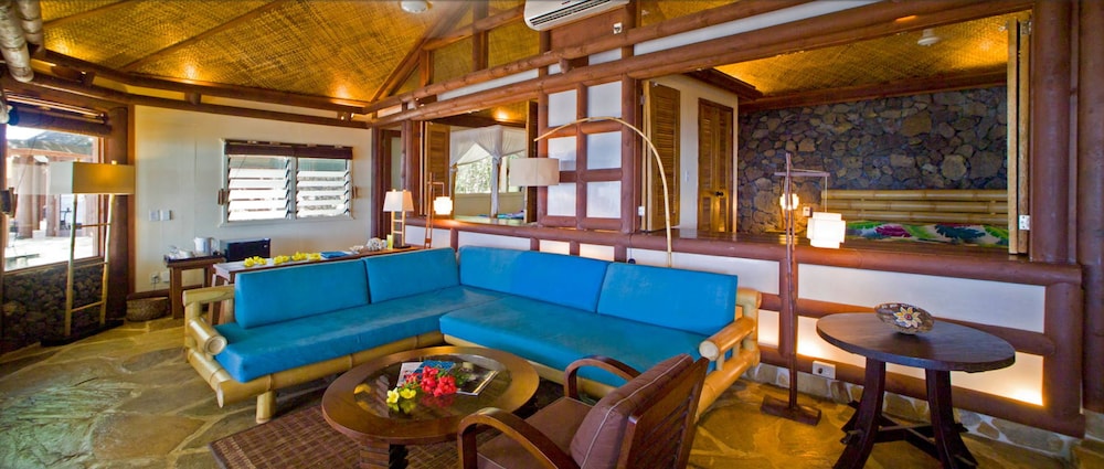 Coconuts Beach Club Resort and Spa 32/60