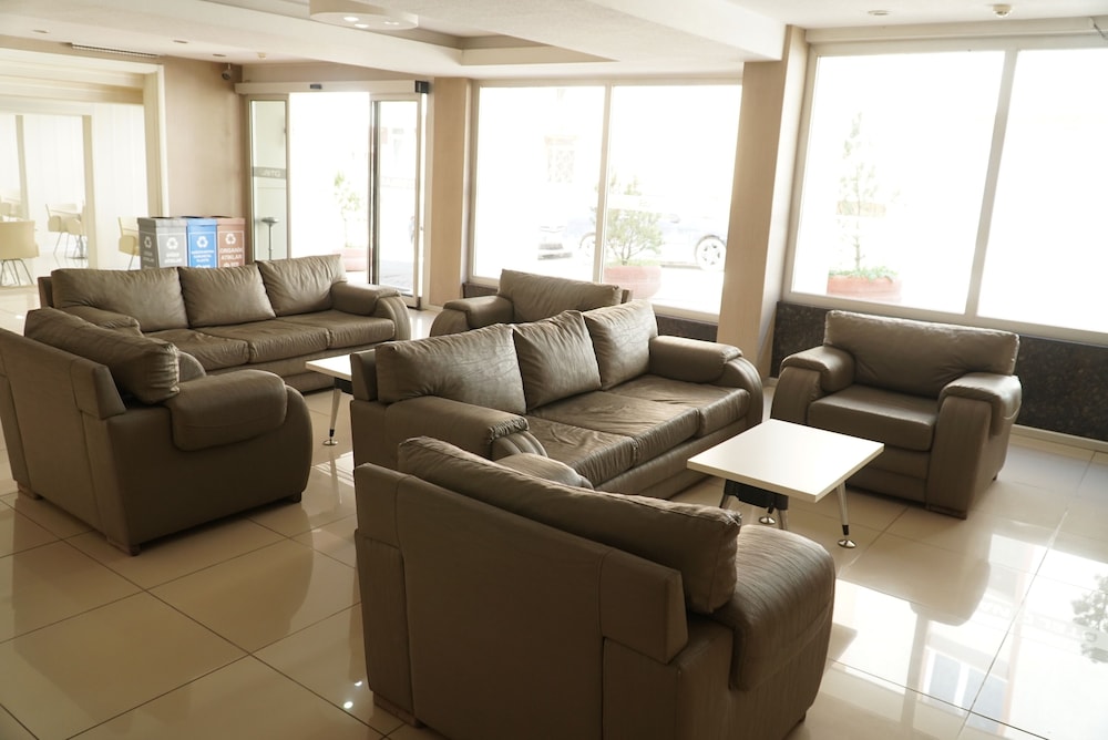 Otel Cinas 17/36