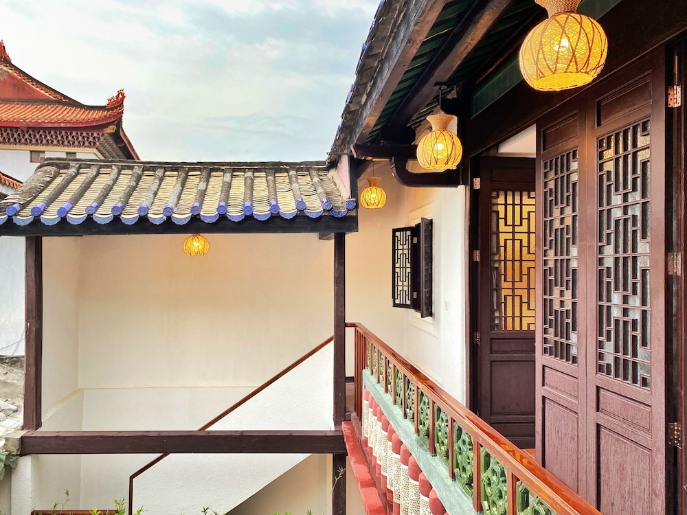 Chaozhou Hello Inn 6/50