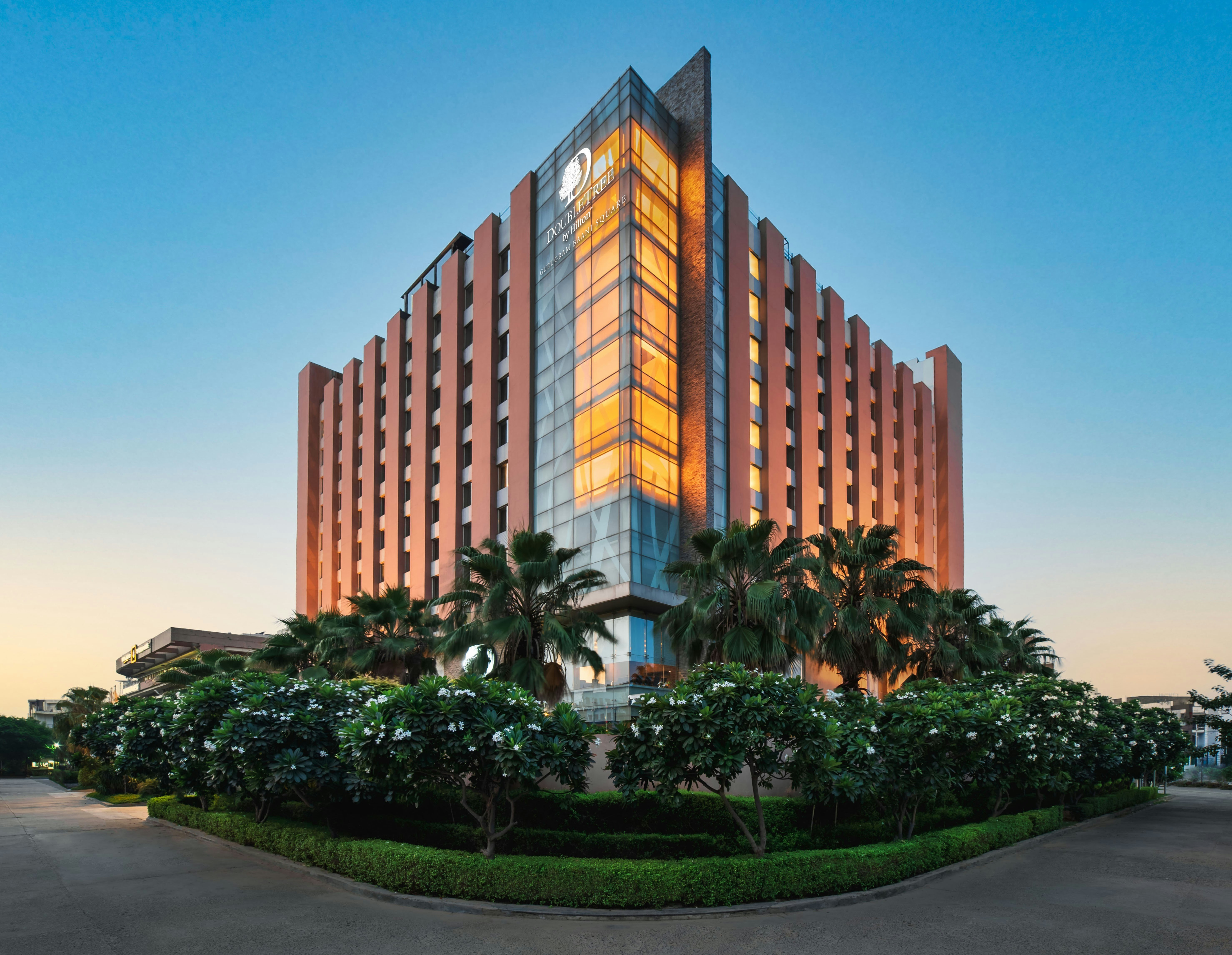 DoubleTree by Hilton Gurugram Baani Square 5/47