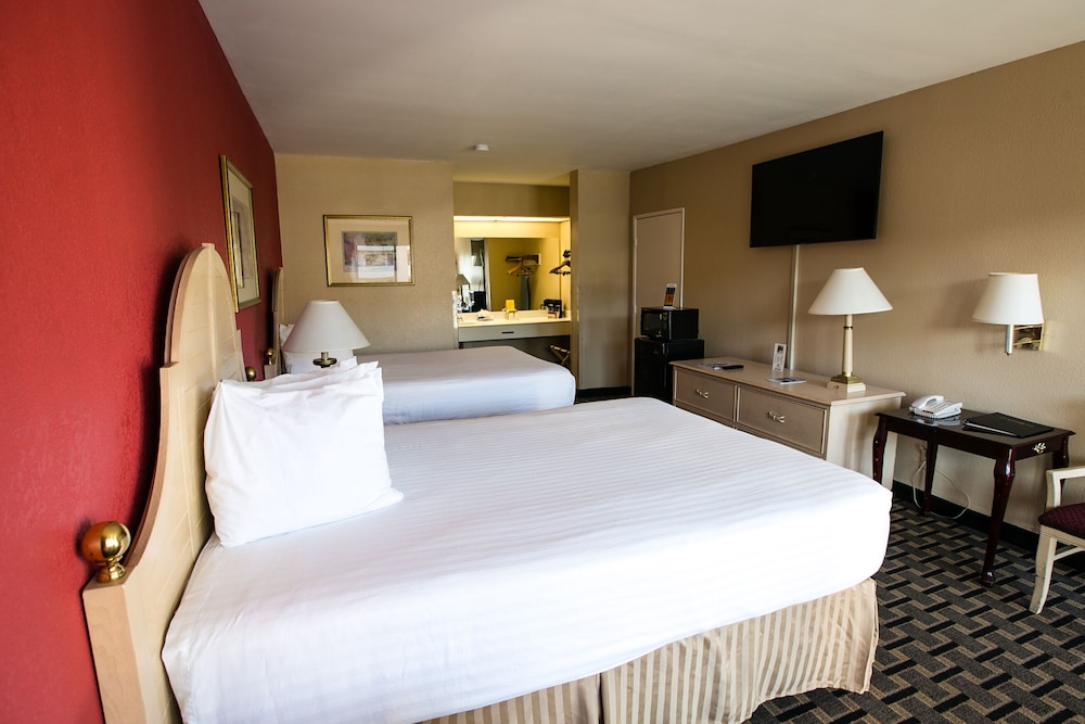 Anaheim Carriage Inn 3/32