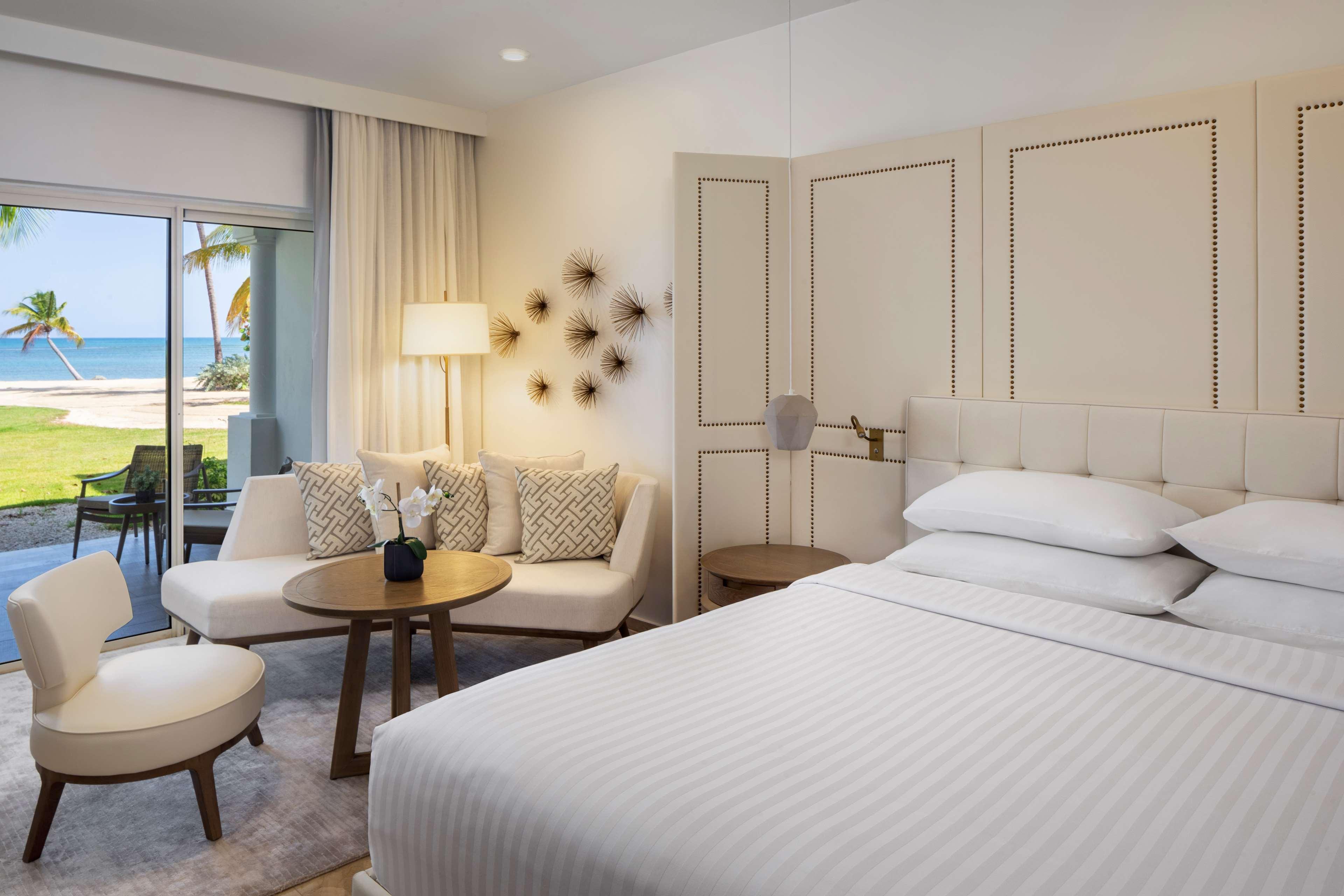 Deluxe, Double Bed, Ocean Front