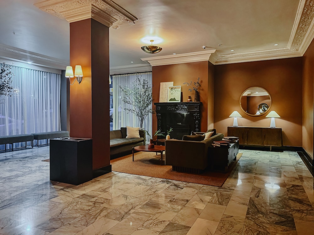 FOUND Hotel Carlton, Nob Hill 10/16