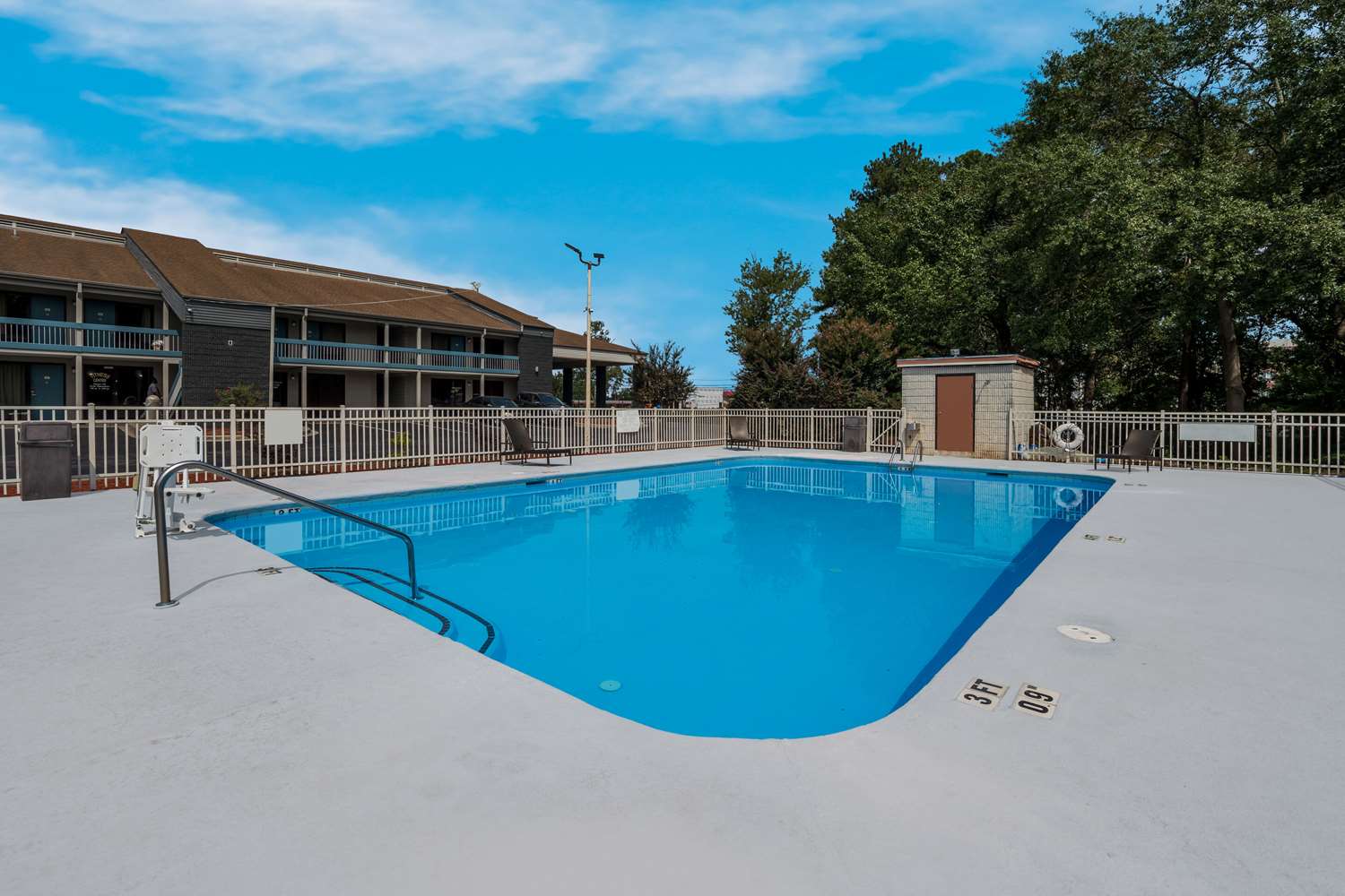 Quality Inn Fort Jackson 20/40