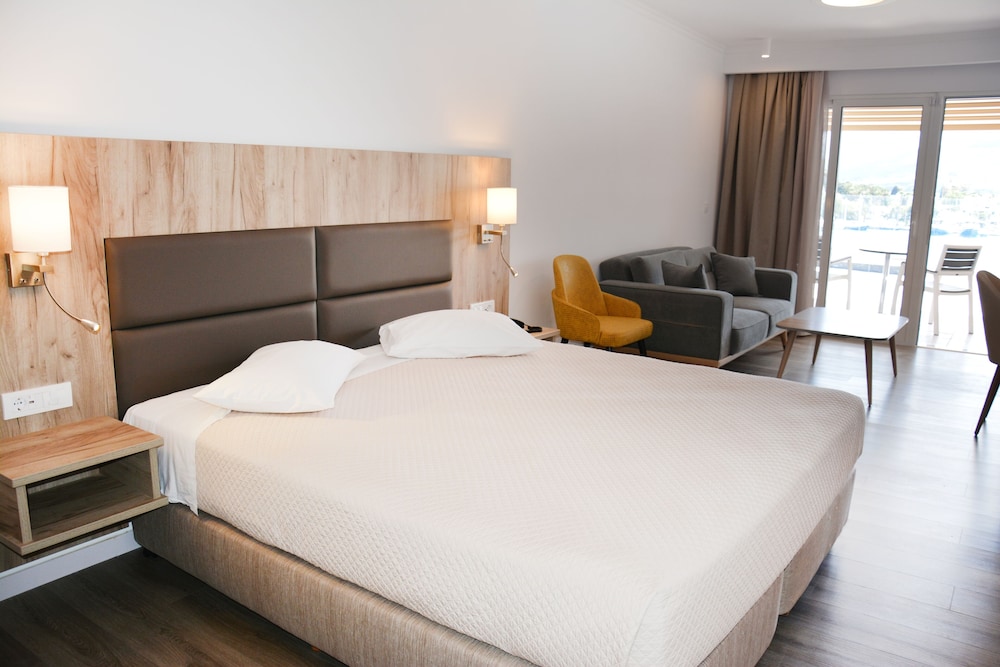 PANORAMA, DELUXE, DOUBLE BED