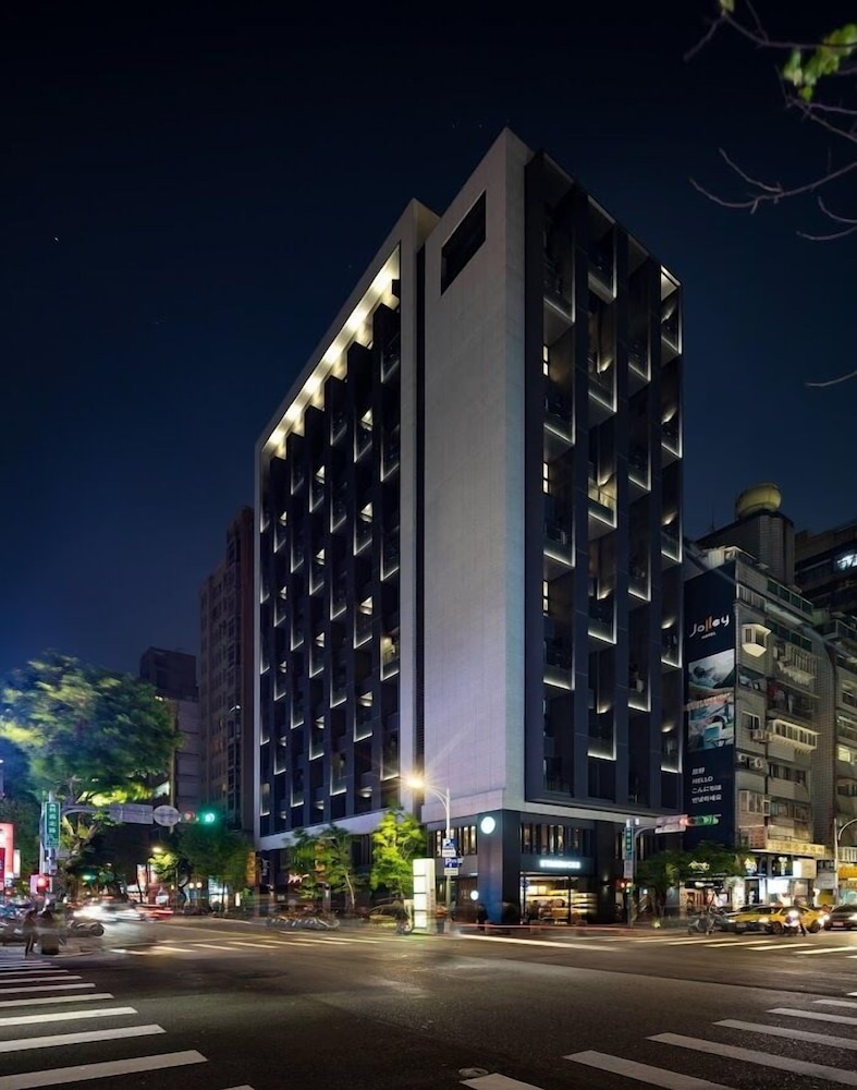 Jolley Hotel 2/71