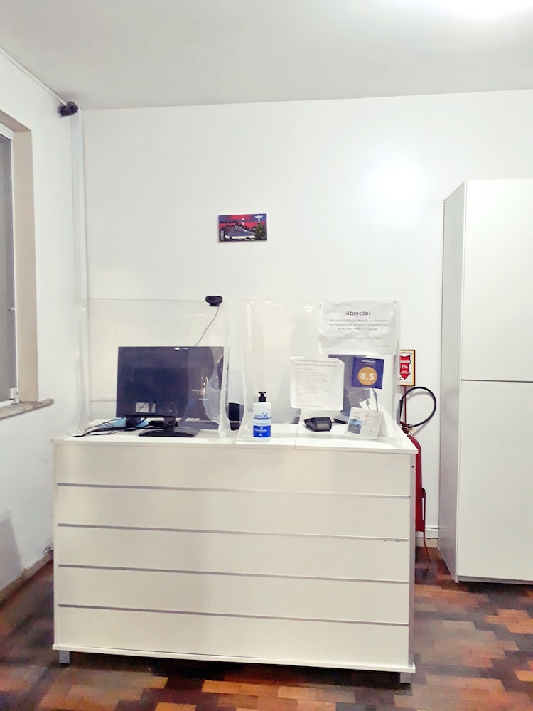 Solar Hostel 10/63