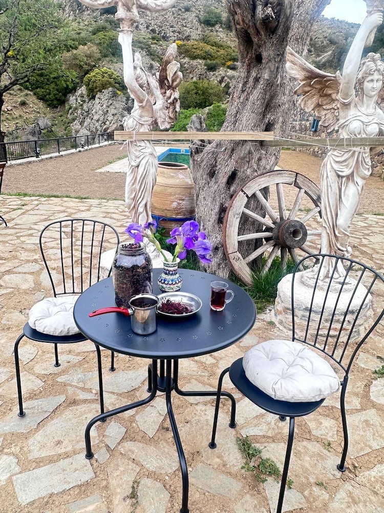 Fintoz Butika Karaburun 35/50