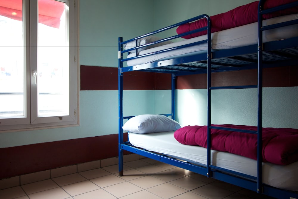 Room, Triple, 1 Single and 1 Bunk Bed, Shared Bathroom