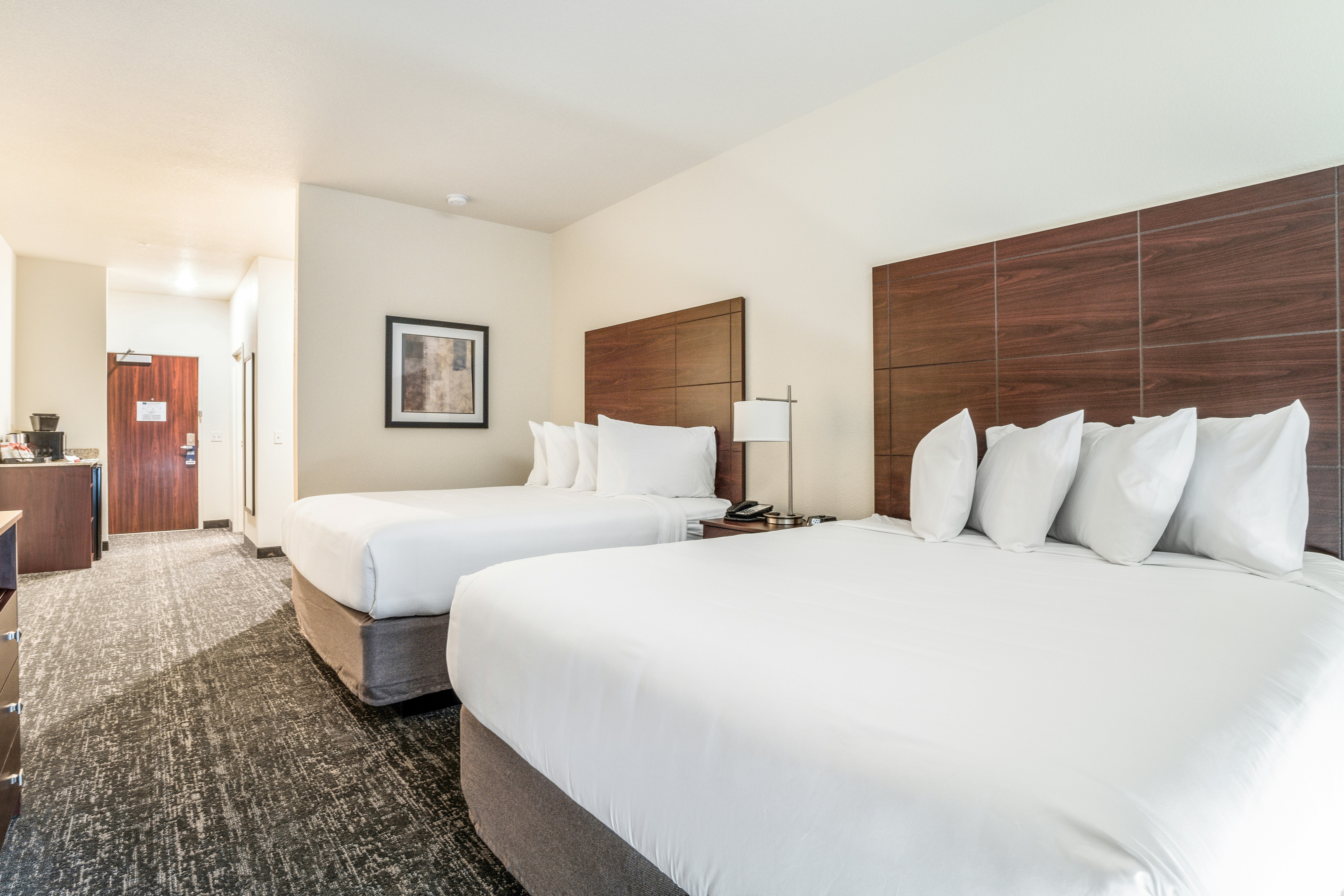 Cobblestone Hotel & Suites - Newport 11/61