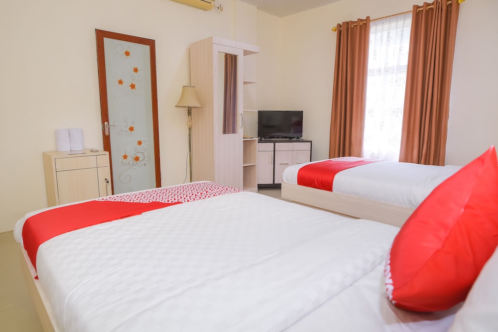 Hotel Capital O 854 Ub Caisar Hotel 16/28