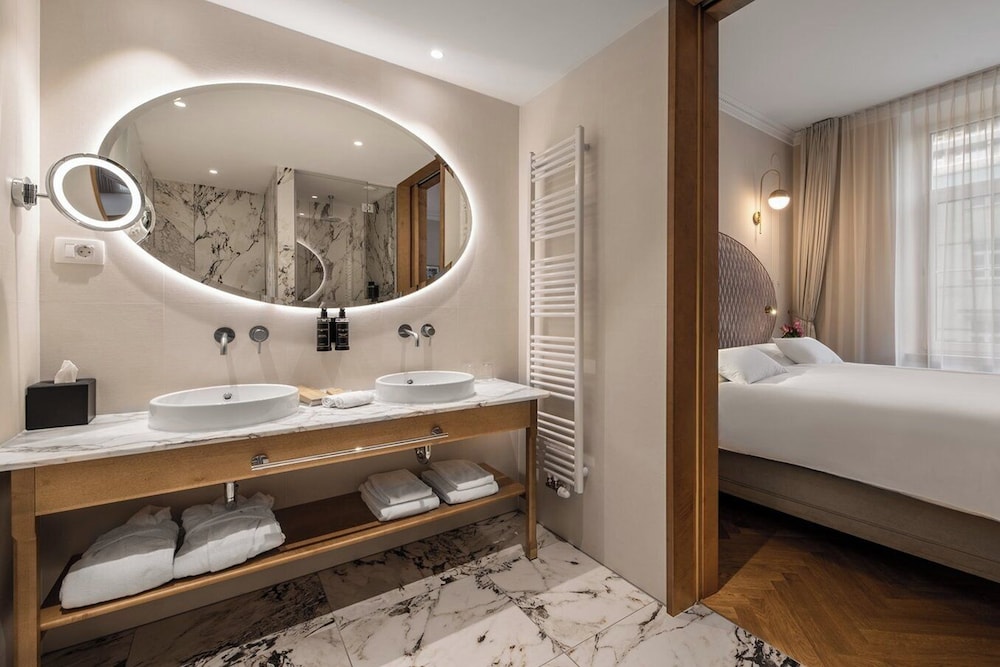 جناح جونيور بسرير مزدوج، Grand Hotel Union Eurostars (ex Grand Hotel Union) 3/4