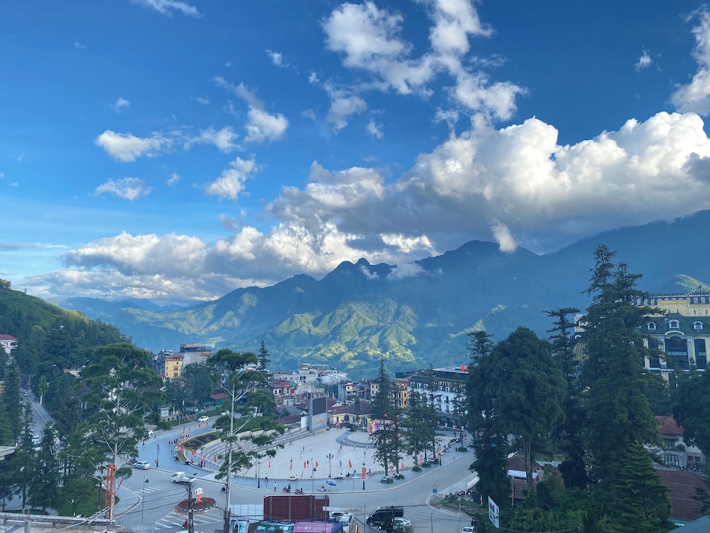Sapa Wings Hotel 71/87