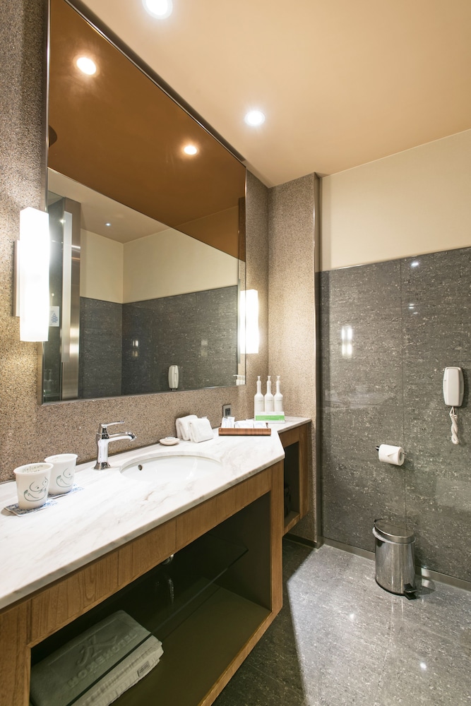 Home Hotel Xin Yi Branch 11/65