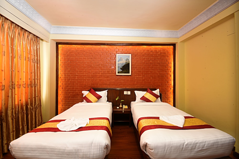 Nirvana Boutique Hotel 25/50