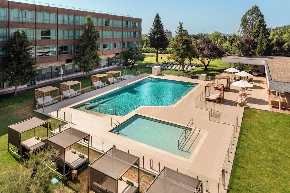 Melia Madrid Barajas 72/75
