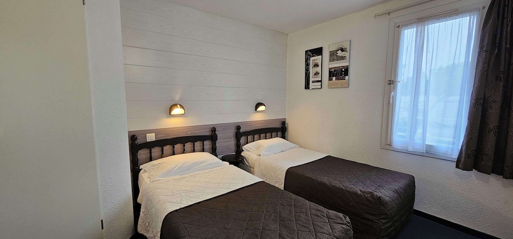 Brit Hotel Albi 20/49