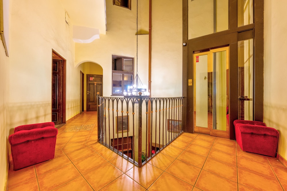 Betlem Club Hotel 55/64